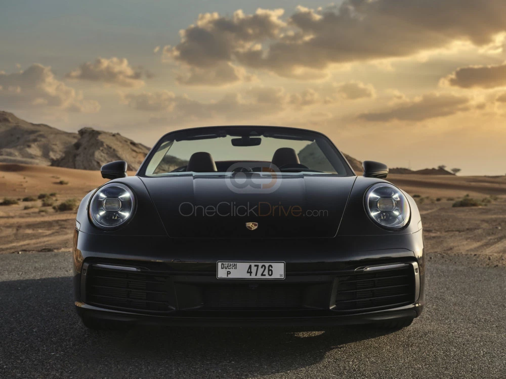 Black Porsche 911 Carrera S Spyder 2021 for rent in Abu Dhabi 2